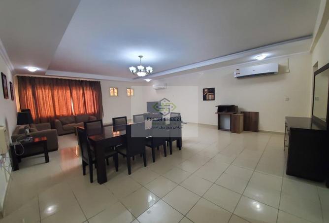 979838 - Property Image 2