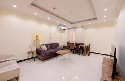 Apartment - 2 Bedrooms - 2 Bathrooms for rent in Al Mansoura - Al Mansoura - Doha