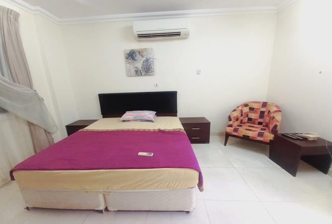 988517 - Property Image 3