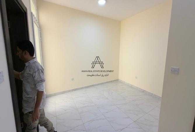 950164 - Property Image 3