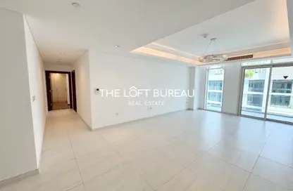 Apartment - 2 Bedrooms - 4 Bathrooms for rent in Crystal Residence - The Pearl Island - Doha