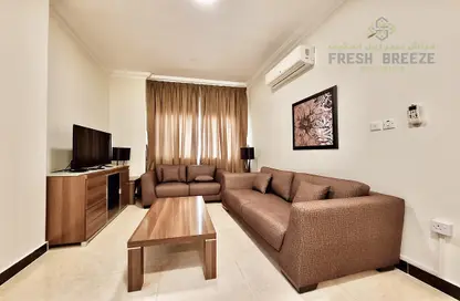 صورة لـ غرفة المعيشة شقة - غرفة نوم - 1 حمام للايجار في أم غويلينا 4 - أم غويلينا - الدوحة ، صورة رقم 1