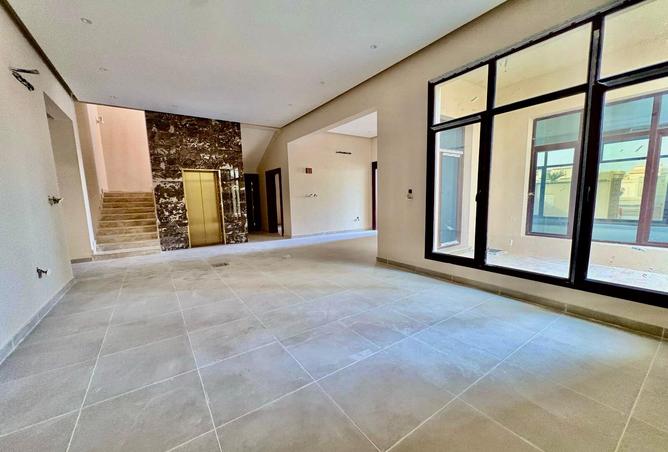 937914 - Property Image 2