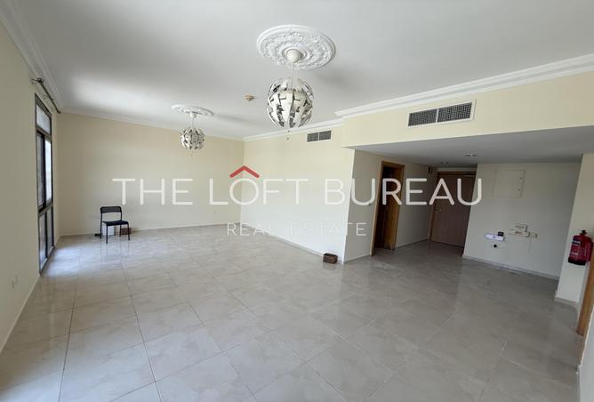 932202 - Property Image 3