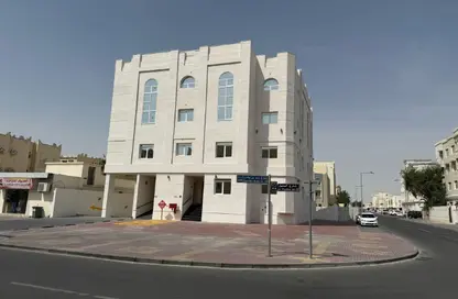 Apartment - 2 Bedrooms - 3 Bathrooms for rent in Madinat Khalifa Building 58 - Madinat Khalifa South - Madinat Khalifa - Doha