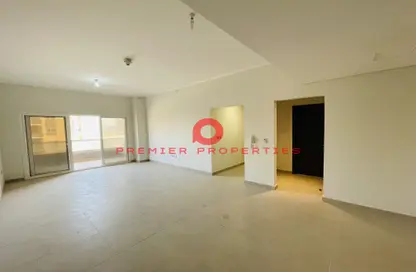 Empty Room image for: Apartment - 2 Bedrooms - 2 Bathrooms for sale in Dara - Fox Hills - Lusail, Image 1