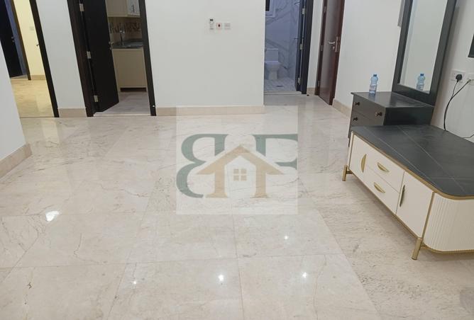952940 - Property Image 3