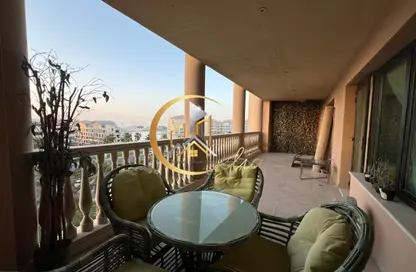 Apartment - 1 Bedroom - 2 Bathrooms for rent in Tower 4 - Porto Arabia - The Pearl Island - Doha