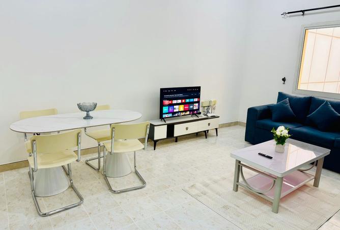 944166 - Property Image 2