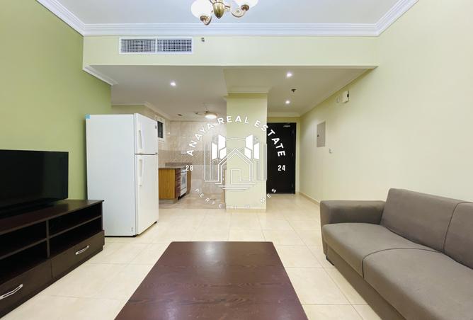 976378 - Property Image 3