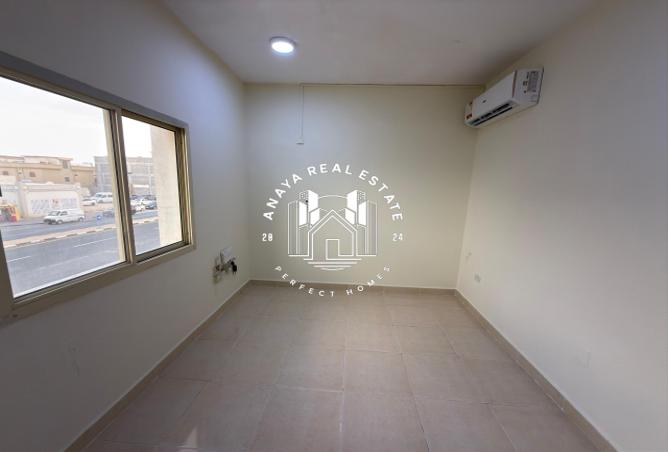 993456 - Property Image 3