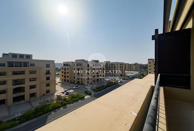 904845 - Property Image 2