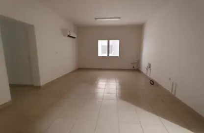 Apartment - 3 Bedrooms - 3 Bathrooms for rent in Al Zubair Street - Fereej Abdul Aziz - Doha
