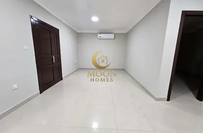 شقة - 3 غرف نوم - 2 حمامات للايجار في ام غوالينا تجارية - ام غويلينا - أم غويلينا - الدوحة