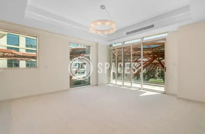 Apartment - 1 Bedroom - 2 Bathrooms for sale in Gewan Island - The Pearl Island - Doha