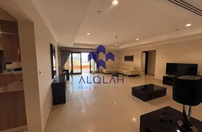 Apartment - 2 Bedrooms - 3 Bathrooms for rent in Porto Arabia - The Pearl Island - Doha