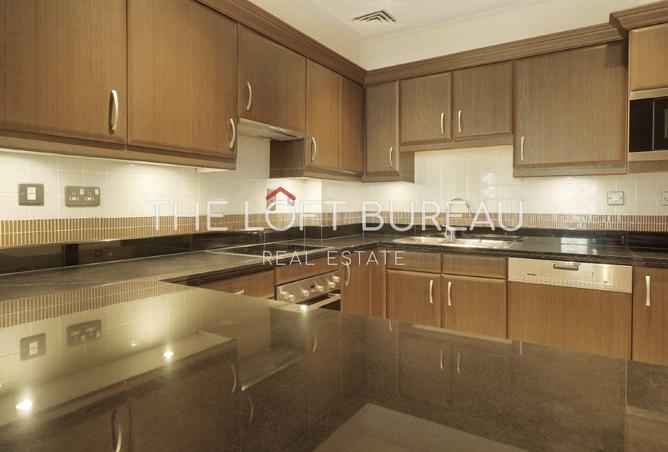 957690 - Property Image 2