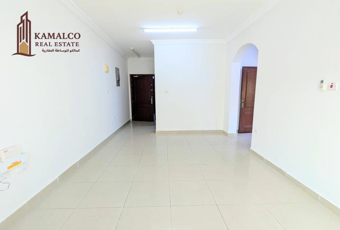 953954 - Property Image 2