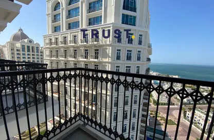 Apartment - 2 Bedrooms - 4 Bathrooms for sale in Floresta Gardens - Floresta Gardens - The Pearl Island - Doha