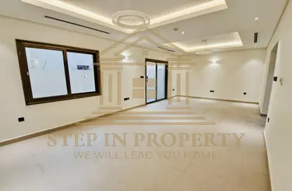 Villa - 4 Bedrooms - 4 Bathrooms for rent in Al Messila - Al Messila - Doha