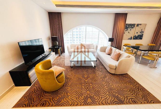 966405 - Property Image 2