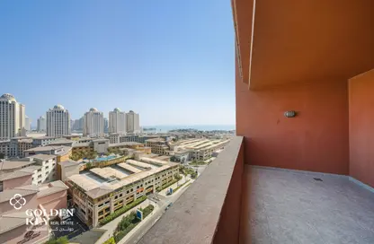 Apartment - 2 Bedrooms - 3 Bathrooms for rent in West Porto Drive - Porto Arabia - The Pearl Island - Doha