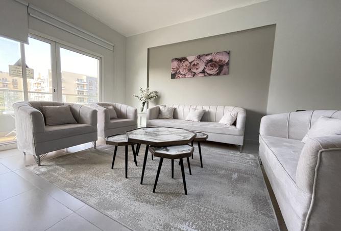 990562 - Property Image 3