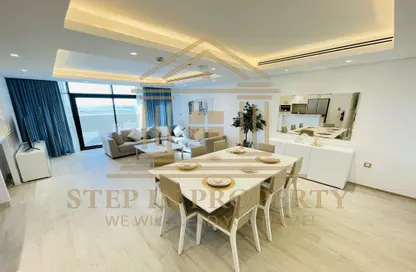 Apartment - 2 Bedrooms - 2 Bathrooms for rent in Blossom Tower - Lusail