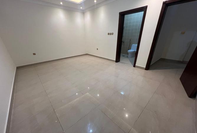 1000108 - Property Image 2