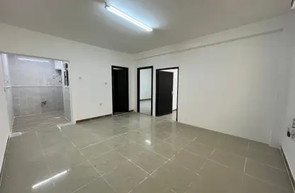 Apartment - 2 Bedrooms - 1 Bathroom for rent in Al Duhail - Al Duhail - Doha