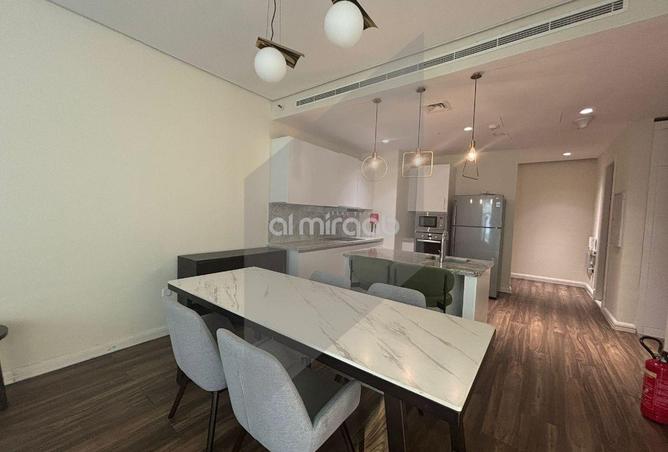 974758 - Property Image 2