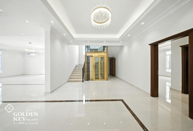 927220 - Property Image 3