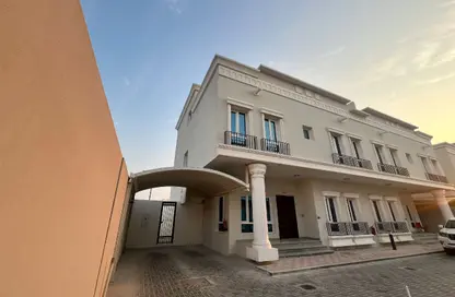 فيلا - 5 غرف نوم - 5 حمامات للايجار في الخيصة - الخيصة - أم صلال محمد