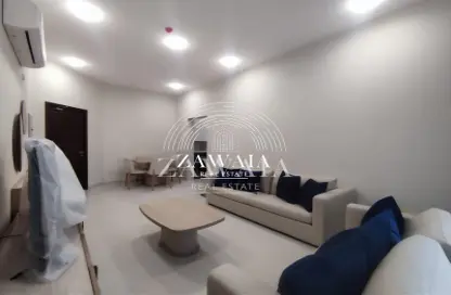 Apartment - 2 Bedrooms - 2 Bathrooms for rent in Mirage Residence - Fereej Bin Mahmoud - Doha