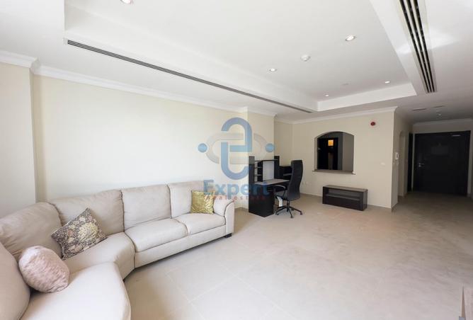 980550 - Property Image 2