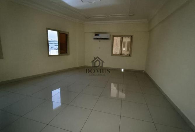 960394 - Property Image 2
