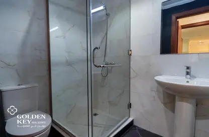 Apartment - 2 Bedrooms - 3 Bathrooms for rent in Regency Residence Fox Hills 1 - Lusail