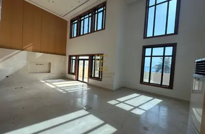 تاون هاوس - 4 غرف نوم - 5 حمامات للايجار في طريق بورتو الغربي - بورتو أرابيا - جزيرة اللؤلؤة - الدوحة