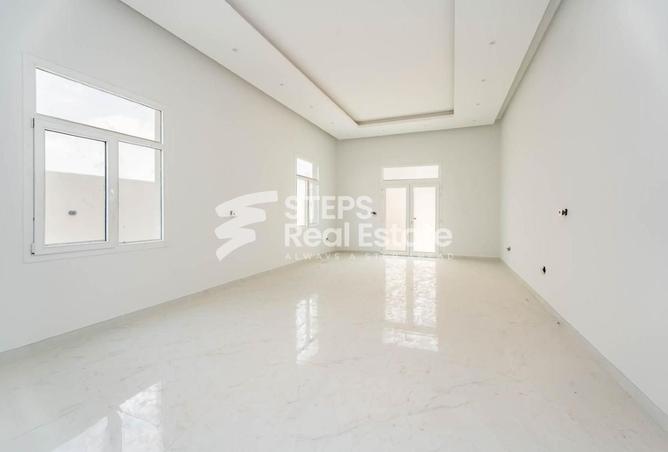933137 - Property Main Image