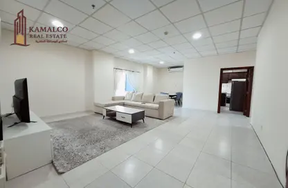 Apartment - 2 Bedrooms - 2 Bathrooms for rent in Al Sadd Road - Al Sadd - Doha