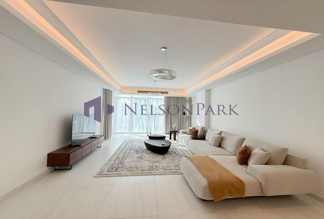 935389 - Property Image 3
