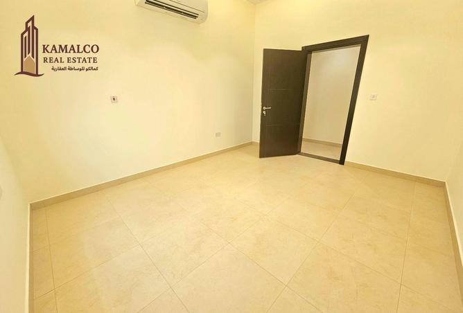 953902 - Property Image 3