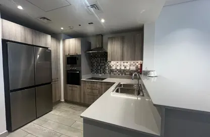 شقة - 2 غرف نوم - 3 حمامات للايجار في بناية عبدالله بن سلطان آل ثاني - الطريق الدائري الثالث - السد - الدوحة