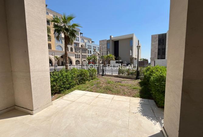 935203 - Property Image 3
