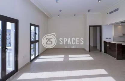 Apartment - 3 Bedrooms - 4 Bathrooms for rent in Carnaval - Qanat Quartier - The Pearl Island - Doha Apartment - 3 Bedrooms - 4 Bathrooms for rent in Carnaval - Qanat Quartier - The Pearl Island - Doha