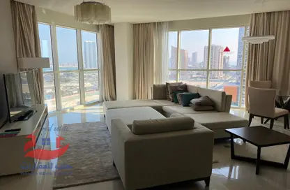 Living Room image for: Apartment - 1 Bedroom - 2 Bathrooms for sale in Burj DAMAC Marina - Marina District - Lusail, Image 1