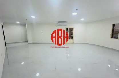 Apartment - 3 Bedrooms - 3 Bathrooms for rent in Muntazah 13 - Al Muntazah - Doha