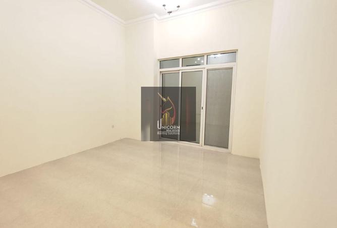 916424 - Property Image 3