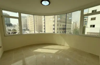 شقة - 2 غرف نوم - 2 حمامات للايجار في فريج بن محمود- جنوب - فريج بن محمود - الدوحة
