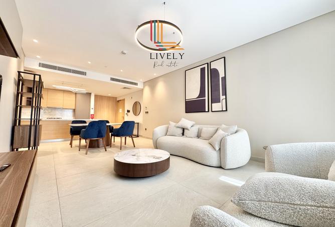 947733 - Property Image 2